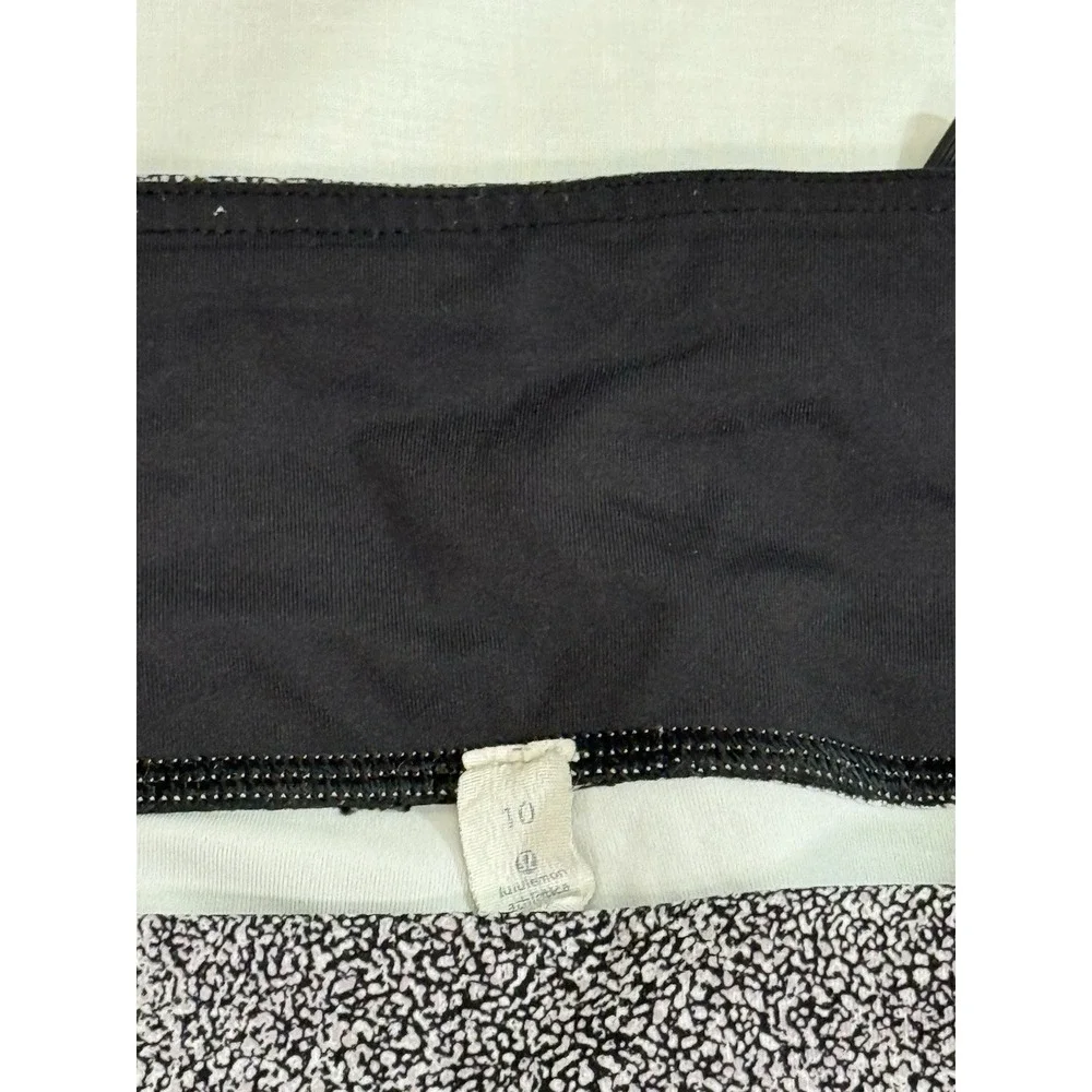 Lululemon Speckled Black‎ & White Cropped Leggings Size 10